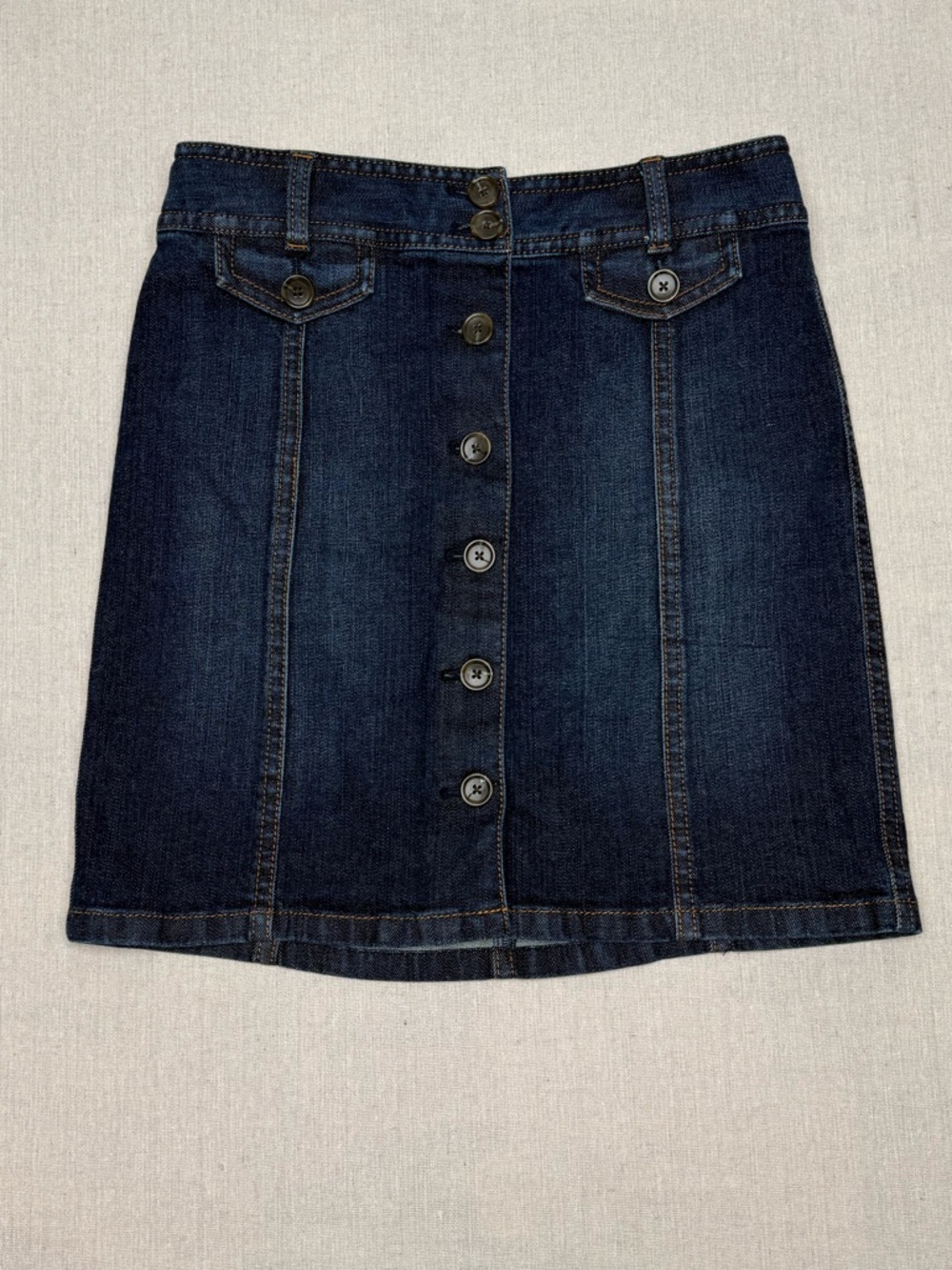 Anne Taylor 
Mini Blue Jean Skirt Stretch Button Up  High Waisted  Size 4p